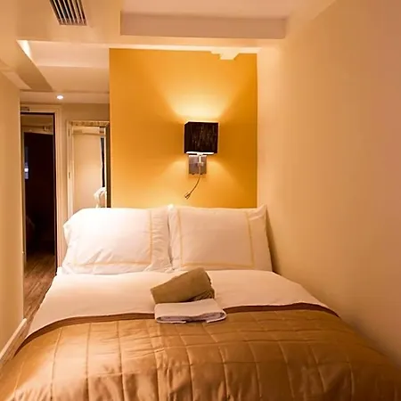 Royal Plaza 3*