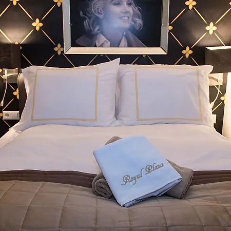 Royal Plaza Hotel