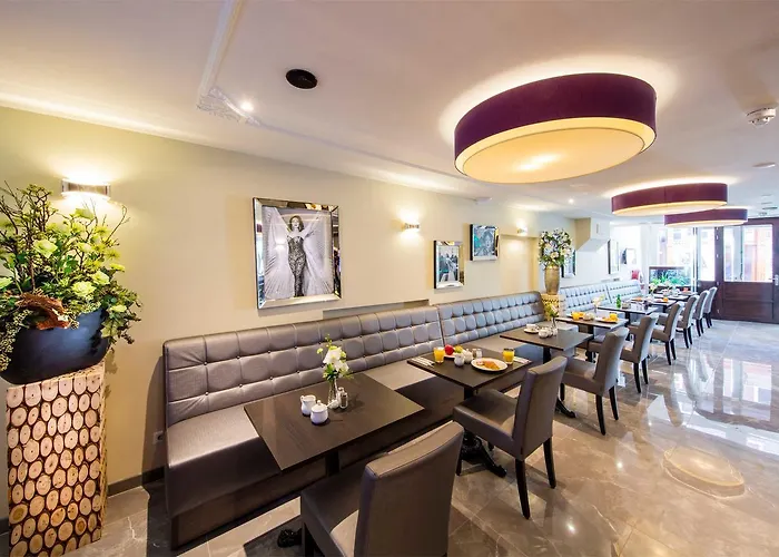 Royal Plaza 3* Amesterdão