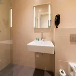 Royal Plaza 3* 암스테르담